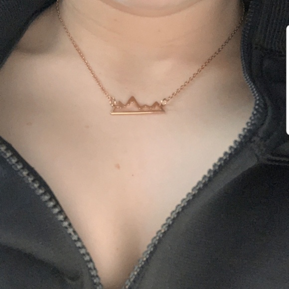 Hollow Mountain Peak Pendant Necklace - Picture 5 of 7